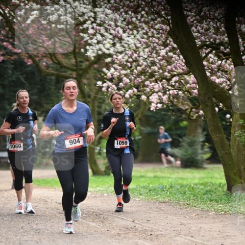 13.04.2025 - Hammer Lauf Dr. Thomas Lammeyer http://msf.ph/oto/7641991 13.04.2025 10:11:01 Laufen 1060, 904, 1059 meine-sportfotos.de