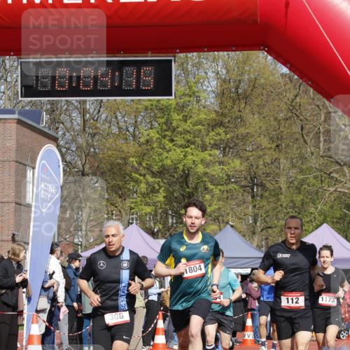 13.04.2025 - Hammer Lauf A. Gomolzig http://msf.ph/oto/7642003 13.04.2025 11:04:15 Ziel 14, 112, 154, 227, 233, 306, 433, 434, 475, 483, 995, 1165, 1166, 1167, 1173, 1174, 1804 meine-sportfotos.de