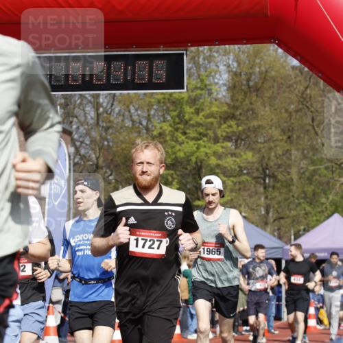 13.04.2025 - Hammer Lauf A. Gomolzig http://msf.ph/oto/7642029 13.04.2025 11:04:04 Ziel 12, 133, 434, 483, 485, 492, 493, 559, 604, 1257, 1303, 1727, 1835, 1923, 1965 meine-sportfotos.de
