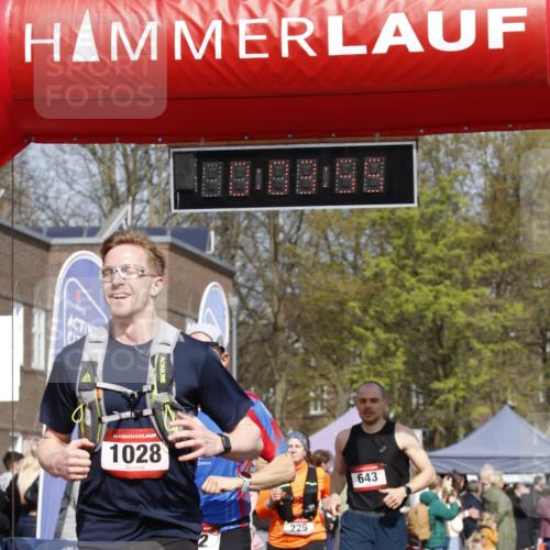 13.04.2025 - Hammer Lauf A. Gomolzig http://msf.ph/oto/7642046 13.04.2025 11:03:54 Ziel 5, 229, 234, 312, 469, 643, 770, 1028, 1044, 1310, 1837, 1941 meine-sportfotos.de