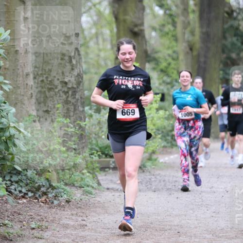 13.04.2025 - Hammer Lauf Jannik Wohlers http://msf.ph/oto/7642057 13.04.2025 12:02:56 Laufen 20, 24, 669, 1005, 820, 647, 152 meine-sportfotos.de