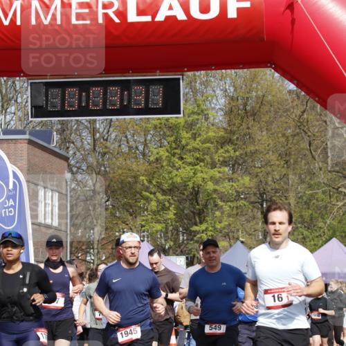 13.04.2025 - Hammer Lauf A. Gomolzig http://msf.ph/oto/7642114 13.04.2025 11:03:30 Ziel 13, 16, 160, 167, 191, 231, 244, 340, 454, 456, 474, 484, 548, 662, 762, 817, 818, 916, 1103, 1208, 1376, 1768, 1939, 1945 meine-sportfotos.de