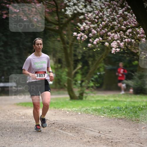 13.04.2025 - Hammer Lauf Dr. Thomas Lammeyer http://msf.ph/oto/7642124 13.04.2025 10:11:13 Laufen 15, 1857 meine-sportfotos.de
