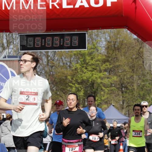 13.04.2025 - Hammer Lauf A. Gomolzig http://msf.ph/oto/7642155 13.04.2025 11:03:20 Ziel 2, 4, 8, 17, 19, 187, 231, 251, 252, 287, 320, 334, 378, 459, 481, 482, 484, 502, 506, 552, 571, 572, 614, 662, 736, 1125, 1331, 1344, 1376, 1772, 1810, 1926, 1948 meine-sportfotos.de