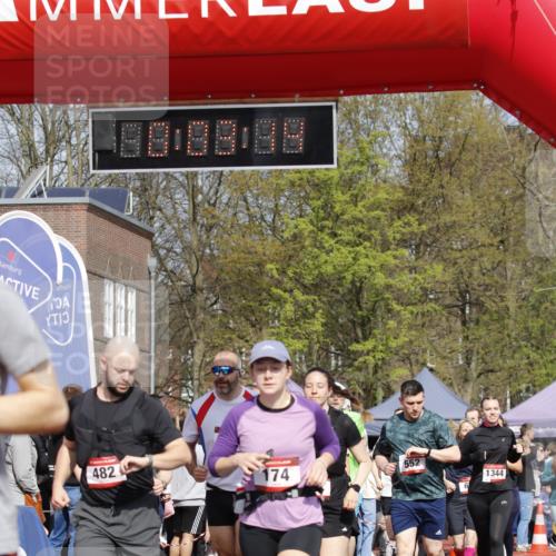 13.04.2025 - Hammer Lauf A. Gomolzig http://msf.ph/oto/7642171 13.04.2025 11:03:13 Ziel 2, 7, 8, 109, 174, 193, 287, 320, 459, 482, 506, 524, 552, 571, 572, 599, 615, 685, 897, 1051, 1086, 1125, 1331, 1344, 1772, 1808, 1810, 1897, 1926 meine-sportfotos.de
