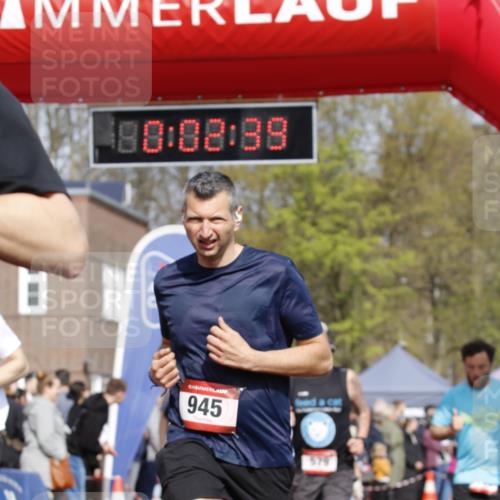 13.04.2025 - Hammer Lauf A. Gomolzig http://msf.ph/oto/7642263 13.04.2025 11:02:38 Ziel 9, 18, 170, 188, 221, 532, 579, 588, 609, 628, 670, 730, 945, 1049, 1139, 1184, 1371, 1898, 1940, 1989 meine-sportfotos.de