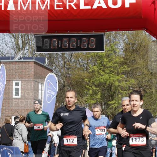 13.04.2025 - Hammer Lauf A. Gomolzig http://msf.ph/oto/7642294 13.04.2025 11:02:27 Ziel 14, 112, 227, 233, 306, 475, 483, 543, 588, 601, 995, 1173, 1174, 1783, 1804 meine-sportfotos.de