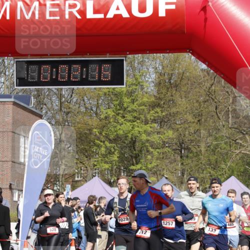 13.04.2025 - Hammer Lauf A. Gomolzig http://msf.ph/oto/7642341 13.04.2025 11:02:15 Ziel 12, 133, 233, 312, 485, 492, 493, 559, 578, 643, 995, 1028, 1044, 1257, 1303, 1727, 1835, 1837, 1923, 1958, 1965 meine-sportfotos.de