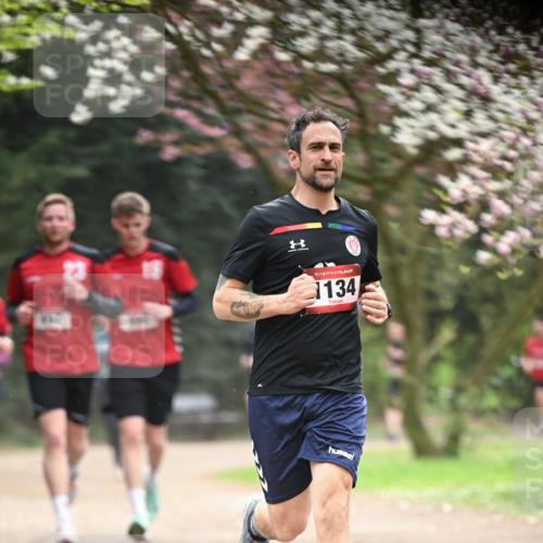 13.04.2025 - Hammer Lauf Dr. Thomas Lammeyer http://msf.ph/oto/7642379 13.04.2025 10:11:28 Laufen 15, 1134 meine-sportfotos.de