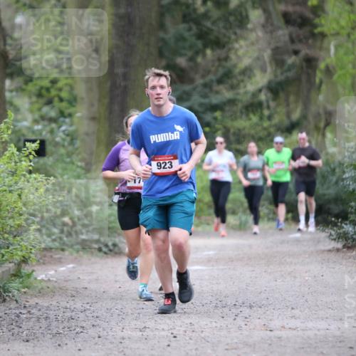 13.04.2025 - Hammer Lauf Jannik Wohlers http://msf.ph/oto/7642404 13.04.2025 12:01:30 Laufen 923 meine-sportfotos.de