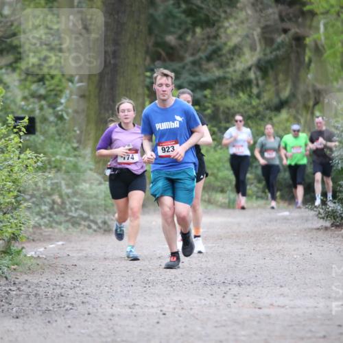 13.04.2025 - Hammer Lauf Jannik Wohlers http://msf.ph/oto/7642407 13.04.2025 12:01:29 Laufen 74, 923 meine-sportfotos.de