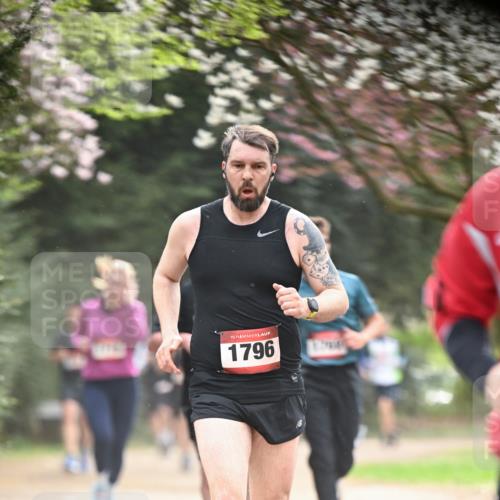13.04.2025 - Hammer Lauf Dr. Thomas Lammeyer http://msf.ph/oto/7642483 13.04.2025 10:11:35 Laufen 15, 1796 meine-sportfotos.de