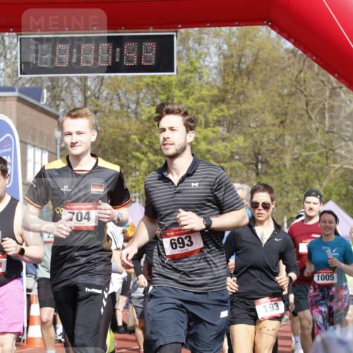 13.04.2025 - Hammer Lauf A. Gomolzig http://msf.ph/oto/7642488 13.04.2025 11:00:51 Ziel 1, 3, 4, 6, 7, 8, 9, 10, 15, 19, 103, 161, 170, 174, 178, 193, 232, 273, 302, 313, 322, 414, 432, 444, 459, 468, 514, 524, 532, 552, 579, 599, 615, 617, 654, 693, 704, 736, 738, 874, 917, 923, 929, 950, 980, 1051, 1258, 1341, 1375, 1376, 1776, 1784, 1819, 1896, 1897, 1899, 1900, 1921, 1930, 1931, 1940, 1946, 1947, 1951, 1953, 1954 meine-sportfotos.de