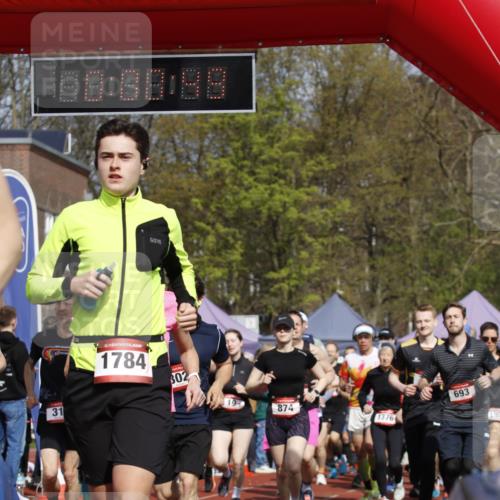 13.04.2025 - Hammer Lauf A. Gomolzig http://msf.ph/oto/7642499 13.04.2025 11:00:48 Ziel 1, 3, 6, 7, 9, 10, 14, 15, 18, 19, 103, 161, 170, 178, 188, 193, 218, 221, 232, 273, 302, 313, 322, 414, 459, 468, 514, 524, 532, 579, 599, 609, 617, 628, 654, 693, 704, 730, 738, 874, 917, 923, 945, 950, 980, 1139, 1184, 1258, 1341, 1371, 1376, 1784, 1896, 1900, 1930, 1940, 1946, 1947, 1954, 1989 meine-sportfotos.de