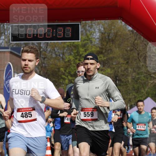 13.04.2025 - Hammer Lauf A. Gomolzig http://msf.ph/oto/7642529 13.04.2025 11:00:36 Ziel 12, 13, 14, 16, 112, 133, 227, 233, 306, 312, 340, 452, 475, 481, 483, 485, 492, 493, 559, 588, 601, 609, 628, 643, 670, 730, 770, 986, 995, 1028, 1044, 1049, 1139, 1151, 1173, 1174, 1257, 1303, 1371, 1727, 1783, 1804, 1835, 1837, 1923, 1937, 1958, 1965 meine-sportfotos.de