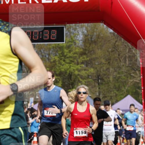 13.04.2025 - Hammer Lauf A. Gomolzig http://msf.ph/oto/7642549 13.04.2025 11:00:31 Ziel 13, 16, 17, 133, 227, 233, 312, 334, 340, 452, 481, 485, 492, 493, 559, 614, 633, 643, 770, 1028, 1044, 1151, 1257, 1835, 1837, 1923, 1926, 1937, 1948, 1958, 1965 meine-sportfotos.de