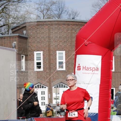 13.04.2025 - Hammer Lauf A. Gomolzig http://msf.ph/oto/7642560 13.04.2025 11:00:25 Ziel 11, 13, 16, 17, 124, 334, 340, 452, 481, 614, 633, 770, 1151, 1926, 1948 meine-sportfotos.de