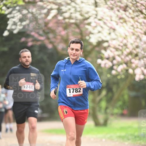 13.04.2025 - Hammer Lauf Dr. Thomas Lammeyer http://msf.ph/oto/7642572 13.04.2025 10:11:57 Laufen 1748, 15, 1782, 13 meine-sportfotos.de