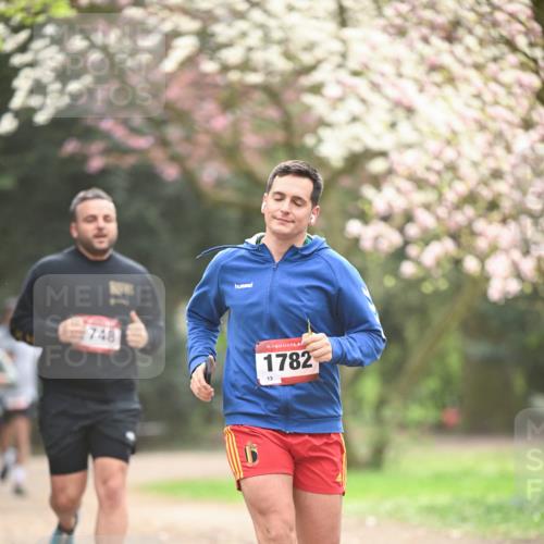 13.04.2025 - Hammer Lauf Dr. Thomas Lammeyer http://msf.ph/oto/7642576 13.04.2025 10:11:57 Laufen 748, 15, 1782, 13 meine-sportfotos.de
