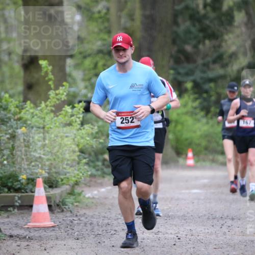 13.04.2025 - Hammer Lauf Jannik Wohlers http://msf.ph/oto/7642583 13.04.2025 12:00:50 Laufen 15, 252, 167 meine-sportfotos.de