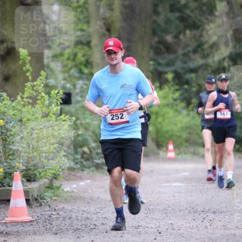 13.04.2025 - Hammer Lauf Jannik Wohlers http://msf.ph/oto/7642585 13.04.2025 12:00:49 Laufen 252, 167 meine-sportfotos.de
