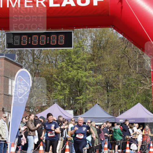 13.04.2025 - Hammer Lauf A. Gomolzig http://msf.ph/oto/7642591 13.04.2025 10:59:42 Ziel 265, 266 meine-sportfotos.de