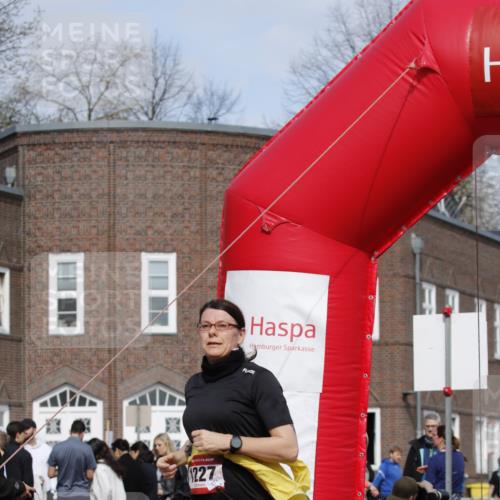 13.04.2025 - Hammer Lauf A. Gomolzig http://msf.ph/oto/7642632 13.04.2025 10:58:30 Ziel 1227 meine-sportfotos.de
