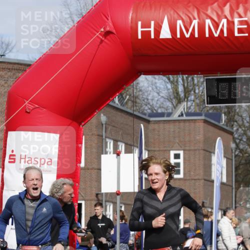 13.04.2025 - Hammer Lauf A. Gomolzig http://msf.ph/oto/7642754 13.04.2025 10:56:54 Ziel 1908, 1910 meine-sportfotos.de