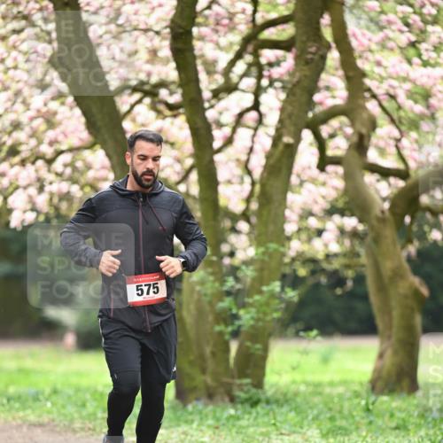 13.04.2025 - Hammer Lauf Dr. Thomas Lammeyer http://msf.ph/oto/7642780 13.04.2025 10:12:16 Laufen 15, 575 meine-sportfotos.de