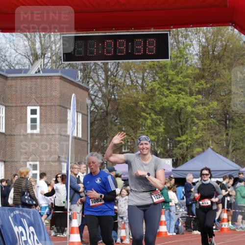 13.04.2025 - Hammer Lauf A. Gomolzig http://msf.ph/oto/7642918 13.04.2025 10:55:38 Ziel 415, 1082, 1226 meine-sportfotos.de