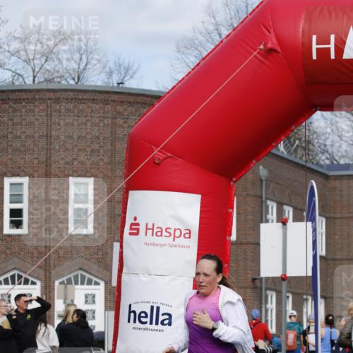 13.04.2025 - Hammer Lauf A. Gomolzig http://msf.ph/oto/7642947 13.04.2025 10:55:05 Ziel 258 meine-sportfotos.de