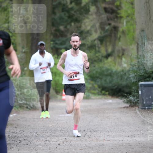 13.04.2025 - Hammer Lauf Jannik Wohlers http://msf.ph/oto/7642952 13.04.2025 11:58:20 Laufen 571, 917, 14 meine-sportfotos.de