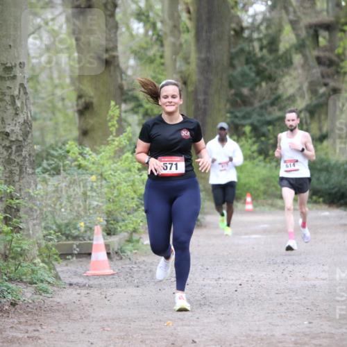 13.04.2025 - Hammer Lauf Jannik Wohlers http://msf.ph/oto/7642968 13.04.2025 11:58:19 Laufen 571, 614 meine-sportfotos.de