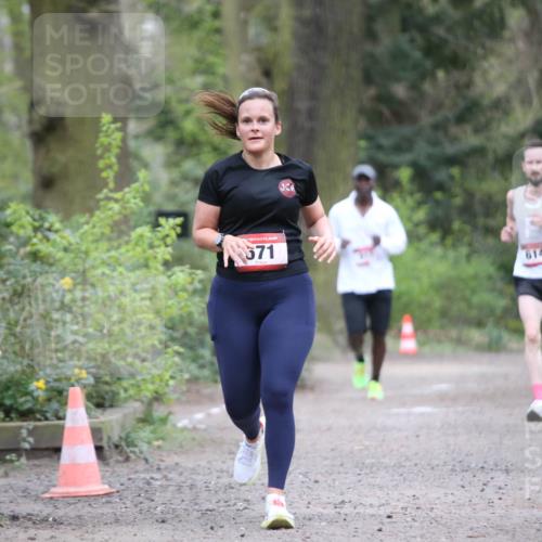 13.04.2025 - Hammer Lauf Jannik Wohlers http://msf.ph/oto/7642982 13.04.2025 11:58:18 Laufen 5, 571, 614, 1 meine-sportfotos.de