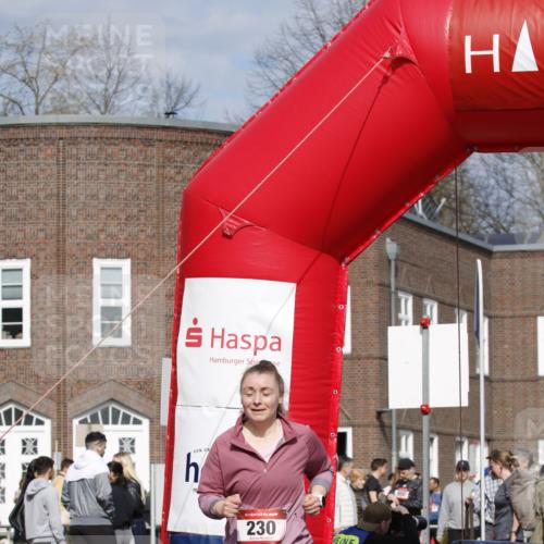 13.04.2025 - Hammer Lauf A. Gomolzig http://msf.ph/oto/7643047 13.04.2025 10:53:07 Ziel 230 meine-sportfotos.de