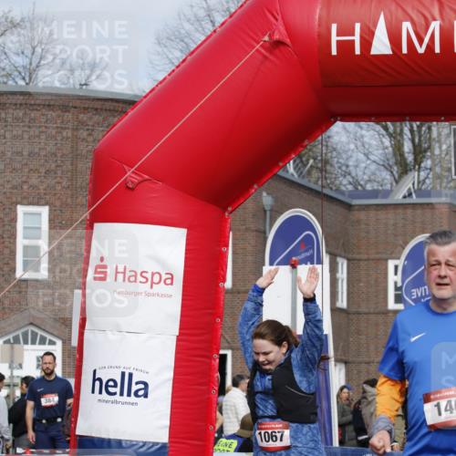 13.04.2025 - Hammer Lauf A. Gomolzig http://msf.ph/oto/7643095 13.04.2025 10:52:41 Ziel 140, 1067 meine-sportfotos.de