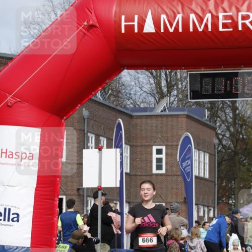 13.04.2025 - Hammer Lauf A. Gomolzig http://msf.ph/oto/7643135 13.04.2025 10:52:05 Ziel 562, 666, 1053 meine-sportfotos.de