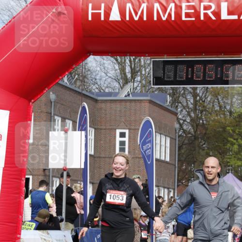 13.04.2025 - Hammer Lauf A. Gomolzig http://msf.ph/oto/7643153 13.04.2025 10:51:58 Ziel 1053, 1054 meine-sportfotos.de