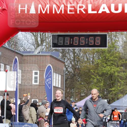 13.04.2025 - Hammer Lauf A. Gomolzig http://msf.ph/oto/7643158 13.04.2025 10:51:58 Ziel 1053, 1054 meine-sportfotos.de