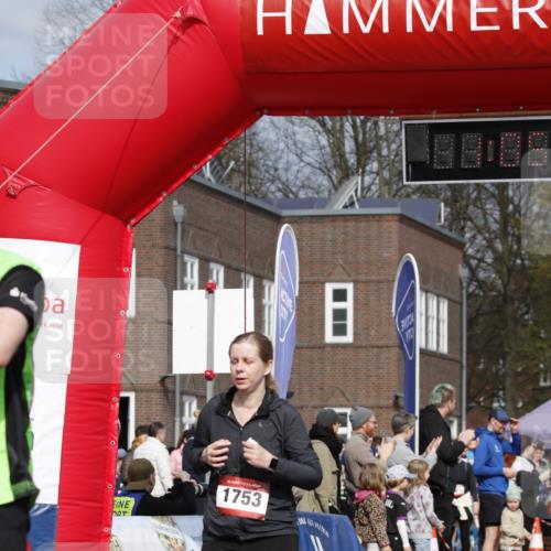 13.04.2025 - Hammer Lauf A. Gomolzig http://msf.ph/oto/7643239 13.04.2025 10:51:01 Ziel 346, 589, 1752, 1753 meine-sportfotos.de