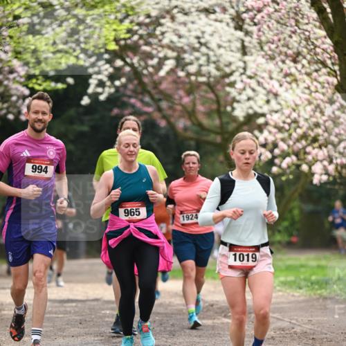 13.04.2025 - Hammer Lauf Dr. Thomas Lammeyer http://msf.ph/oto/7643250 13.04.2025 10:12:46 Laufen 15, 994, 965, 1924, 1019 meine-sportfotos.de