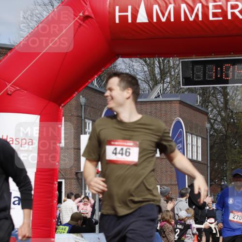 13.04.2025 - Hammer Lauf A. Gomolzig http://msf.ph/oto/7643268 13.04.2025 10:50:53 Ziel 270, 321, 346, 446, 455, 1752 meine-sportfotos.de