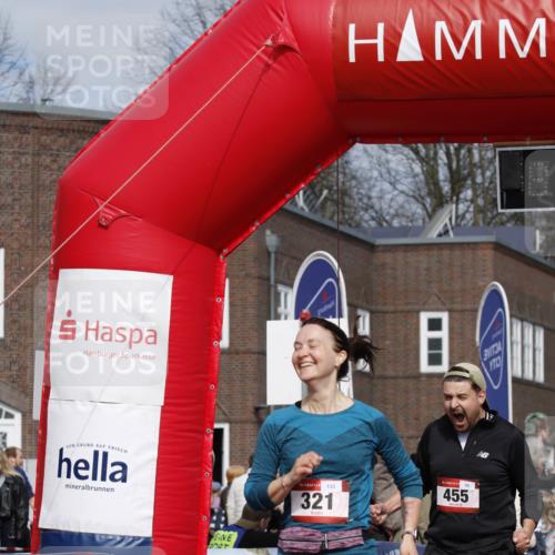 13.04.2025 - Hammer Lauf A. Gomolzig http://msf.ph/oto/7643277 13.04.2025 10:50:51 Ziel 270, 321, 346, 446, 455 meine-sportfotos.de