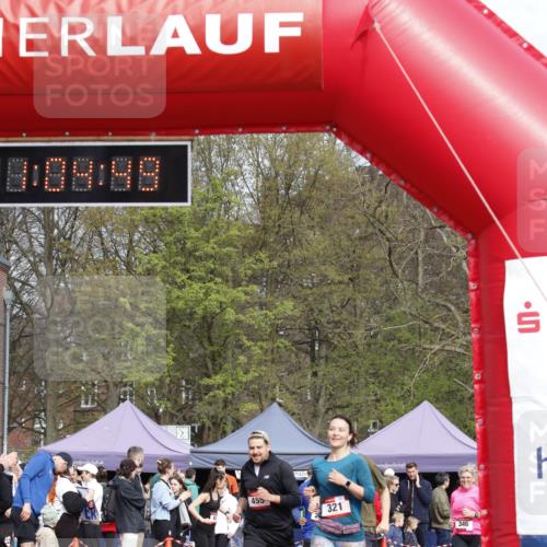 13.04.2025 - Hammer Lauf A. Gomolzig http://msf.ph/oto/7643293 13.04.2025 10:50:49 Ziel 270, 321, 346, 349, 446, 455 meine-sportfotos.de