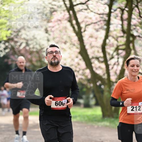 13.04.2025 - Hammer Lauf Dr. Thomas Lammeyer http://msf.ph/oto/7643369 13.04.2025 10:12:53 Laufen 15, 100, 600, 212 meine-sportfotos.de