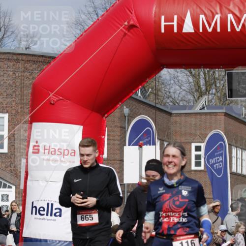 13.04.2025 - Hammer Lauf A. Gomolzig http://msf.ph/oto/7643390 13.04.2025 10:50:00 Ziel 116, 664, 665, 1786 meine-sportfotos.de