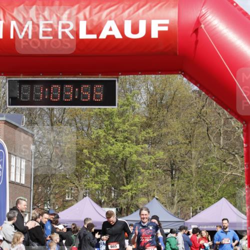 13.04.2025 - Hammer Lauf A. Gomolzig http://msf.ph/oto/7643413 13.04.2025 10:49:56 Ziel 116, 664, 665 meine-sportfotos.de