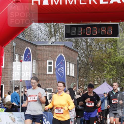 13.04.2025 - Hammer Lauf A. Gomolzig http://msf.ph/oto/7643436 13.04.2025 10:49:40 Ziel 142, 551, 726, 753, 895 meine-sportfotos.de