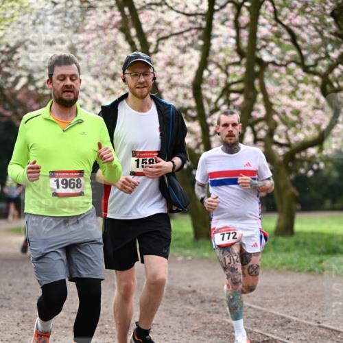 13.04.2025 - Hammer Lauf Dr. Thomas Lammeyer http://msf.ph/oto/7643537 13.04.2025 10:13:03 Laufen 15, 1968, 15, 159, 772, 1312 meine-sportfotos.de