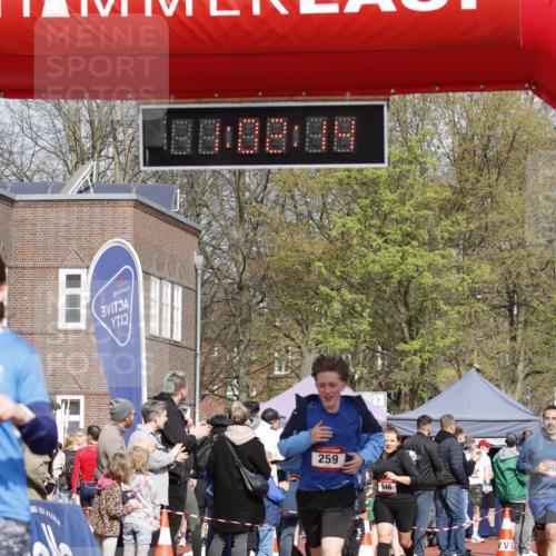 13.04.2025 - Hammer Lauf A. Gomolzig http://msf.ph/oto/7643540 13.04.2025 10:48:14 Ziel 185, 259, 896, 946, 1889 meine-sportfotos.de